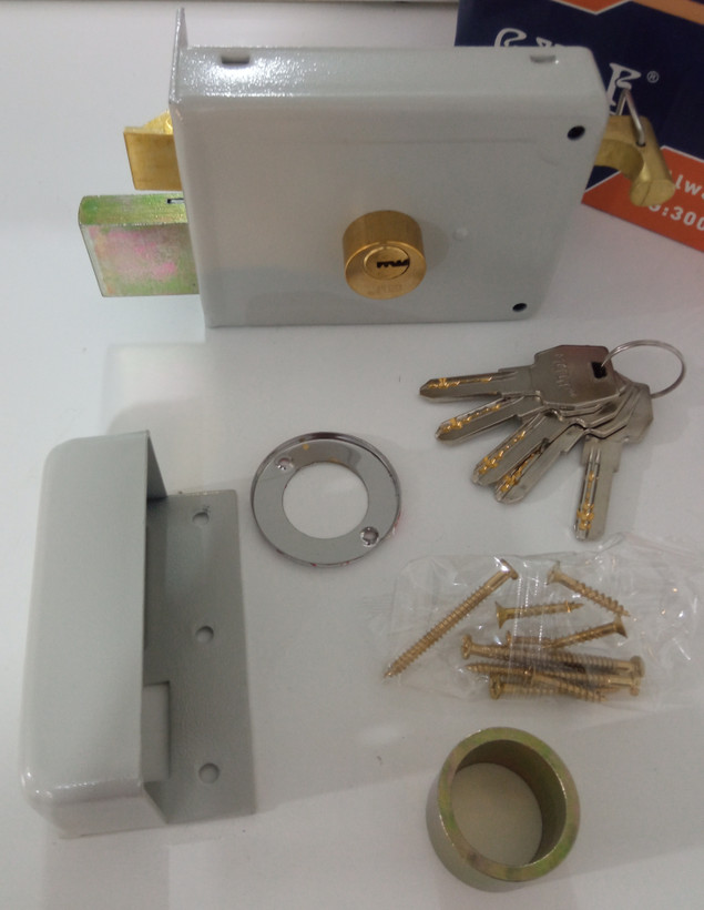 قفل درب حیاطی گلف