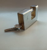 قفل کتابی فنردار